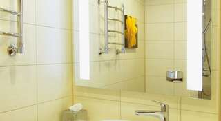 Гостиница Hilton Garden Inn Калуга Калуга Номер с кроватью размера "queen-size"-6